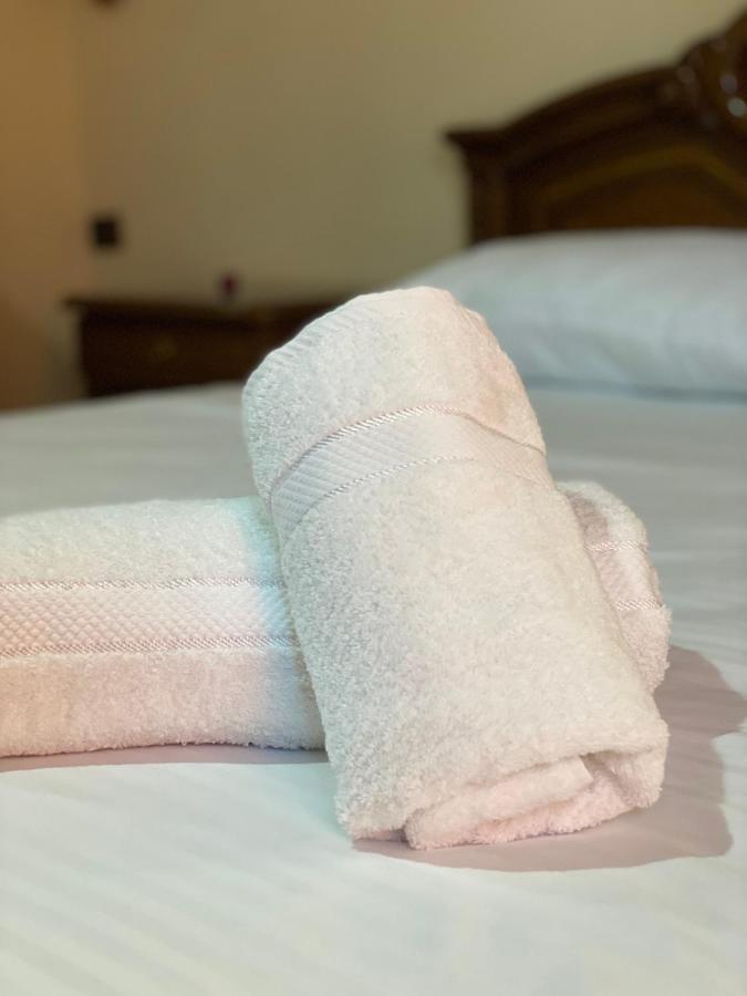 Hotel W Bush Square Fushe-Kruje Eksteriør billede